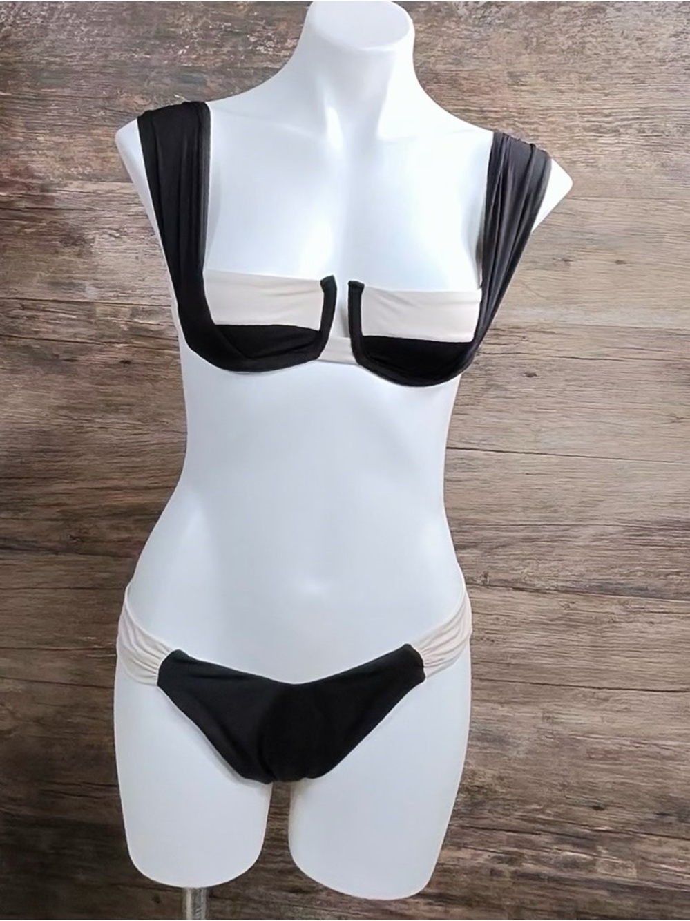 Oneone Black and Cream Two-Tone Women's Bikini